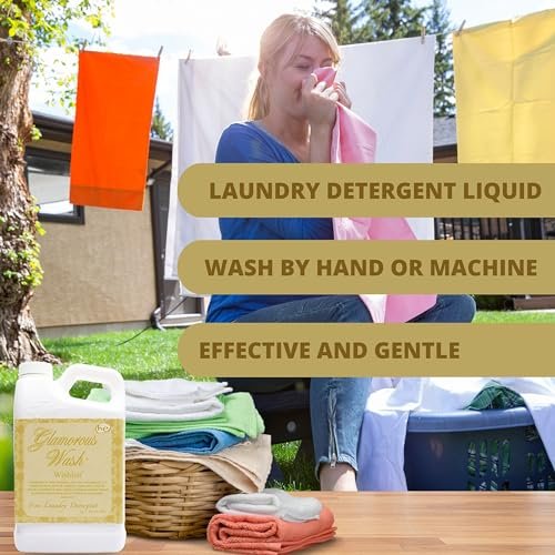 Tyler Candle Company Glamorous Wash Wishlist Scent Fine Laundry Liquid Detergent - Hand and Machine-Washable - 907g (32 fl oz) - Pack of 1 with Multi-Purpose Keychain